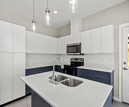 1412 S. Xanthia St., Alton, TX 78573