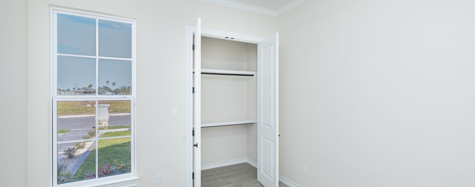 2817 Linva Ave., Edinburg, TX 78541