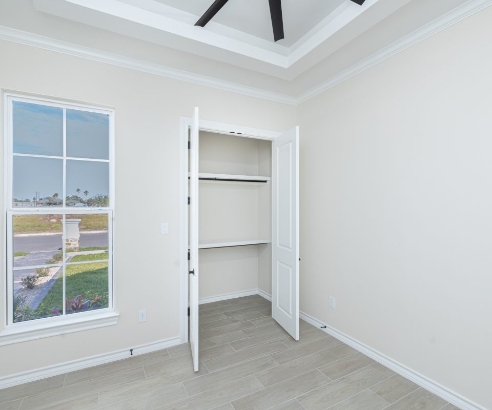 2817 Linva Ave., Edinburg, TX 78541