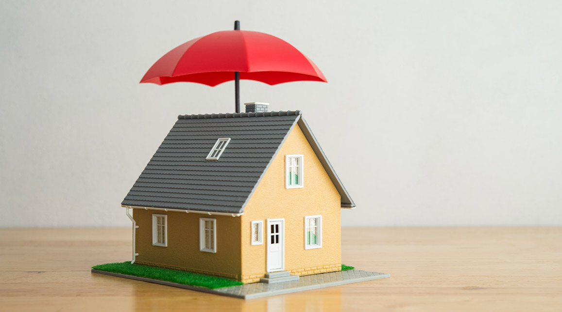 Visual promoting home insurance tailored for properties constructed prior to hurricane events.
